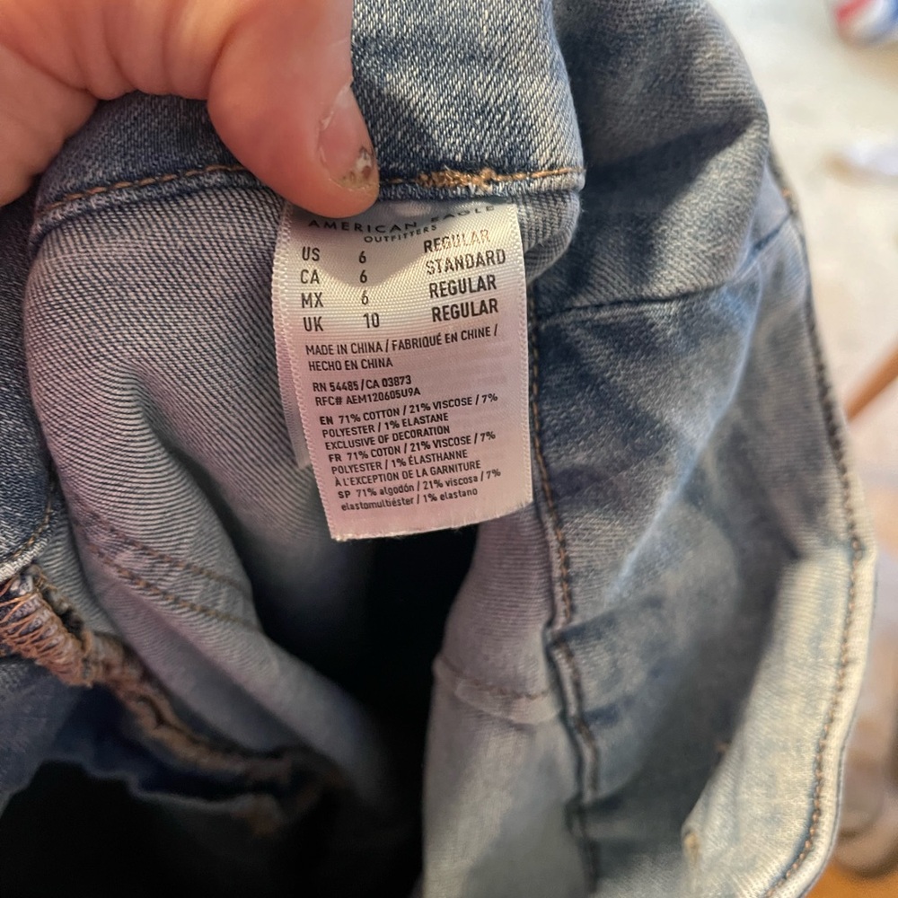 Jeans - Picture 2 of 2